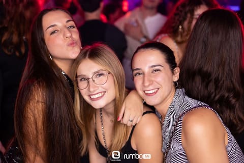 Fotos de Jueves Universitario en Rumbo 144 el 2026-10-15