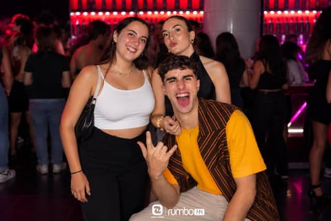 Fotos de Jueves Universitario en Rumbo 144 el 2026-10-22