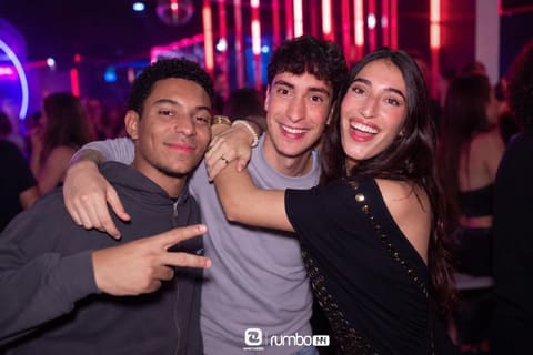 Fotos de Jueves Universitario en Rumbo 144 el 2026-10-22