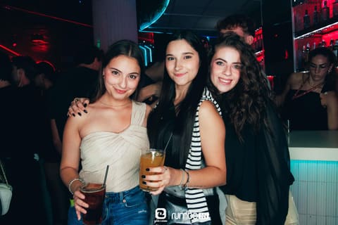 Fotos de DJ ANNA GISBERT en Rumbo 144 el 2026-10-03
