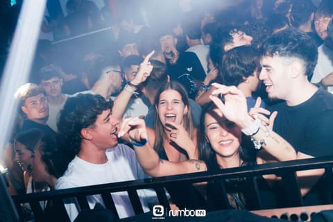 Fotos de DJ ANNA GISBERT en Rumbo 144 el 2026-10-03