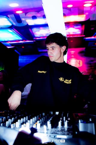 Fotos de DJ BUM BUM en Rumbo 144 el 2026-10-24