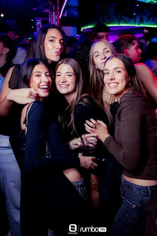 Fotos de DJ BUM BUM en Rumbo 144 el 2026-10-24