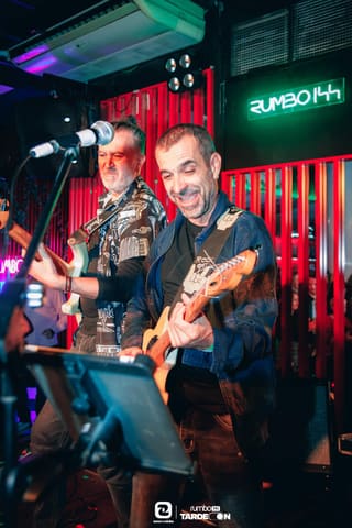 Fotos de LOS GUAPOS en Concierto en Rumbo 144 el 2026-10-24