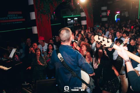 Fotos de LOS GUAPOS en Concierto en Rumbo 144 el 2026-10-24