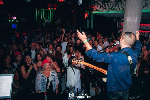 Fotos de LOS GUAPOS en Concierto en Rumbo 144 el 2026-10-24