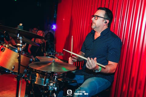 Fotos de LOS GUAPOS en Concierto en Rumbo 144 el 2026-10-24