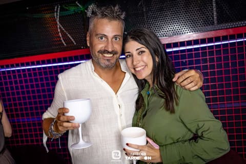 Fotos de TRIBUTO ARDE BOGOTÁ - VIVA SUECIA - IZAL en Rumbo 144 el 2026-09-19