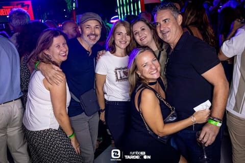 Fotos de TRIBUTO ARDE BOGOTÁ - VIVA SUECIA - IZAL en Rumbo 144 el 2026-09-19