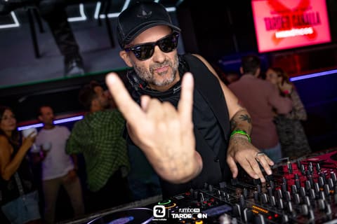 Fotos de TRIBUTO ARDE BOGOTÁ - VIVA SUECIA - IZAL en Rumbo 144 el 2026-09-19