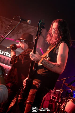 Fotos de TRIBUTO Guns&Roses by THE JUNGLE en Rumbo 144 el 2026-10-17