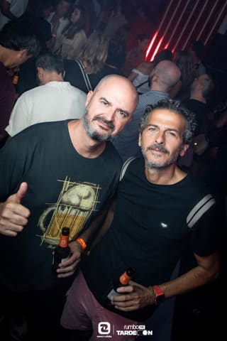 Fotos de TRIBUTO Guns&Roses by THE JUNGLE en Rumbo 144 el 2026-10-17
