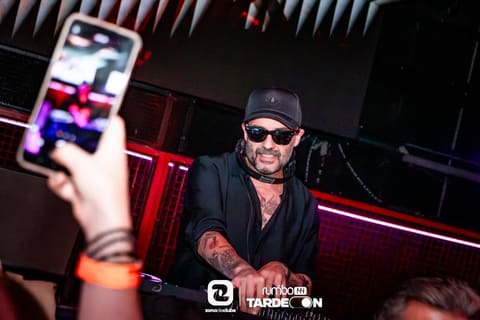 Fotos de TRIBUTO Guns&Roses by THE JUNGLE en Rumbo 144 el 2026-10-17