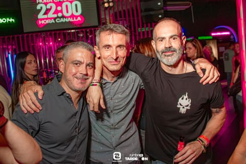 Fotos de CLEMENTINE BEACH en Concierto en Rumbo 144 el 2026-09-26