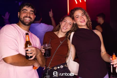 Fotos de Viernes Noche R144 en Rumbo 144 el 2026-10-02